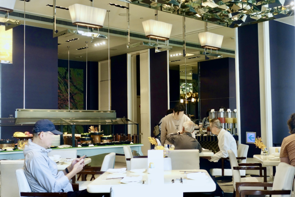 Café Un Deux Trois at Mandarin Oriental Taipei/Taiwan Café Un Deux Trois at Mandarin Oriental Taipei/Taiwan - best luxury hotels Taiwan